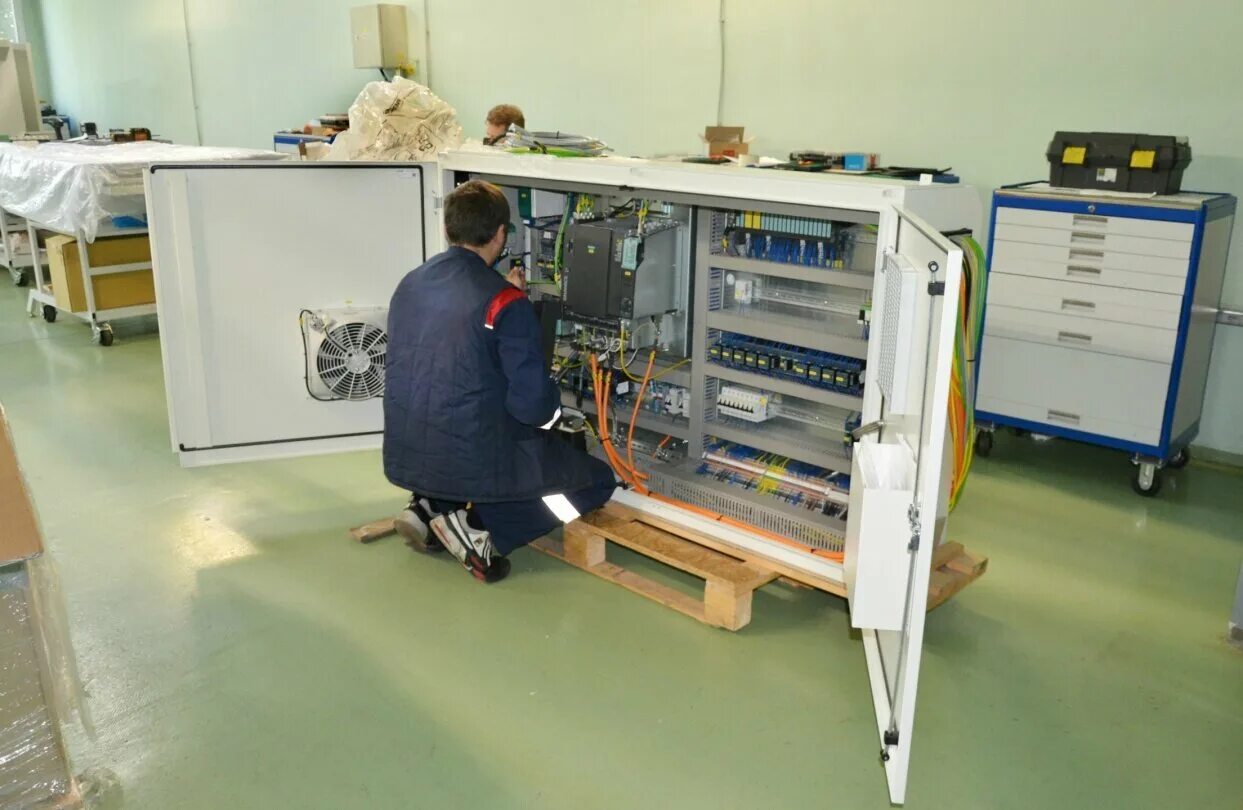 Изи инжиниринг ижевск. Инжиниринговая компания в области металлообработки. Ооо ат система. Уралпромэко инжиниринг. Инжиниринг плюс ижевск.