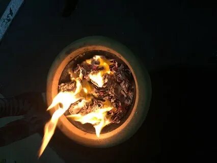Как сжигать бумажку с желанием на новый