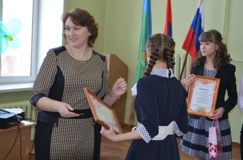 Островские вести кострома. Островские вести газета костромская область. Редакция газеты островские вести. Островские вести. Островские вести официальный сайт.