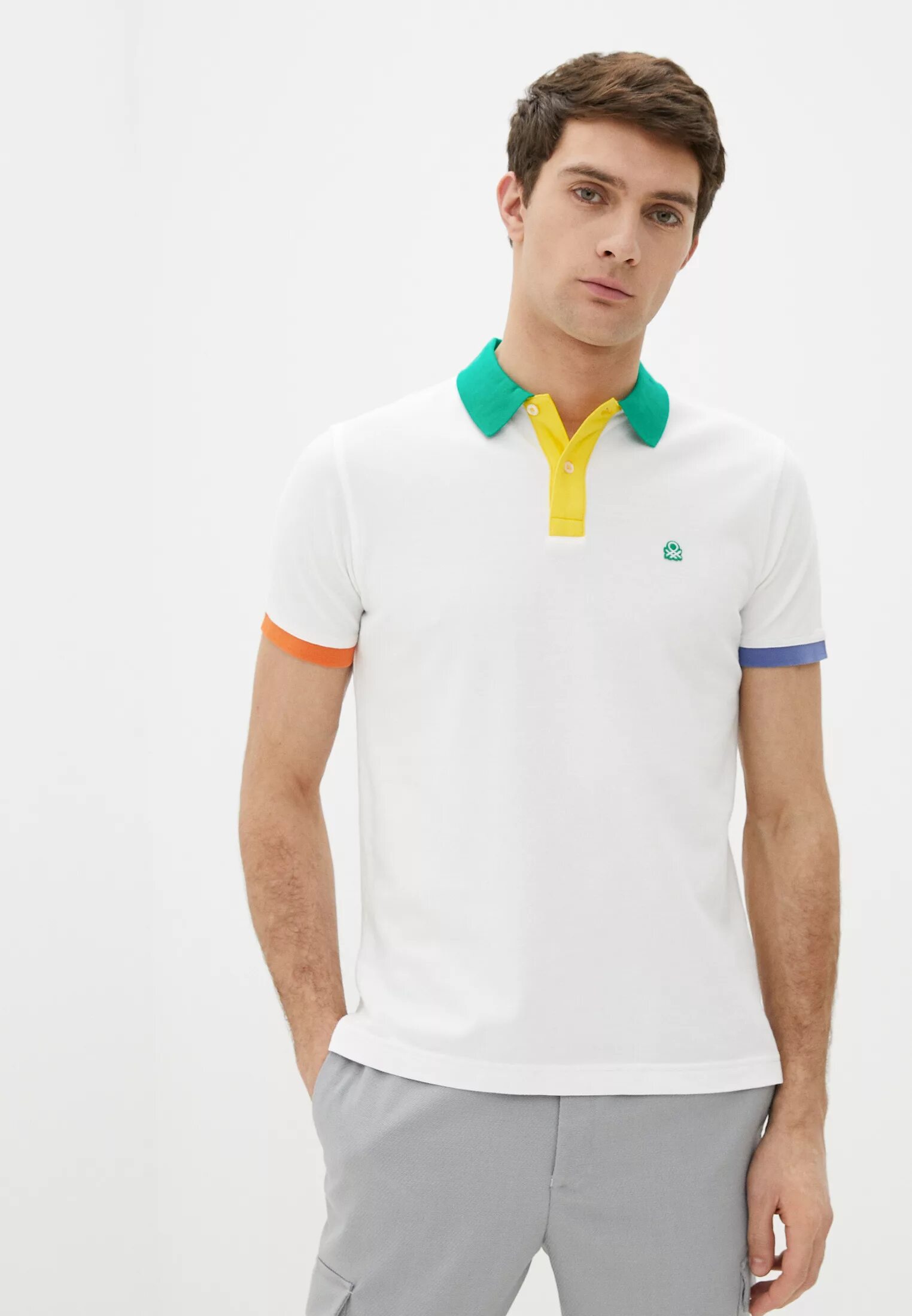 United colors of benetton поло с цветами летнее. United colors of benetton духи мужские. Зелена толстовка бенетон. Футболка united colors of benetton рост 170. Бенеттон куртка мужская.