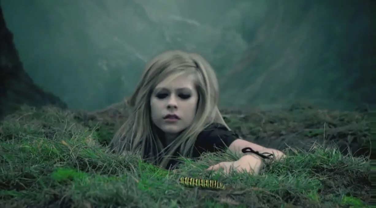 Алиса 8. Алиса 8 4. Alisa bosconovitch tekken blood vengeance. Красивые девушки й8 лет. Алиса 8 4.