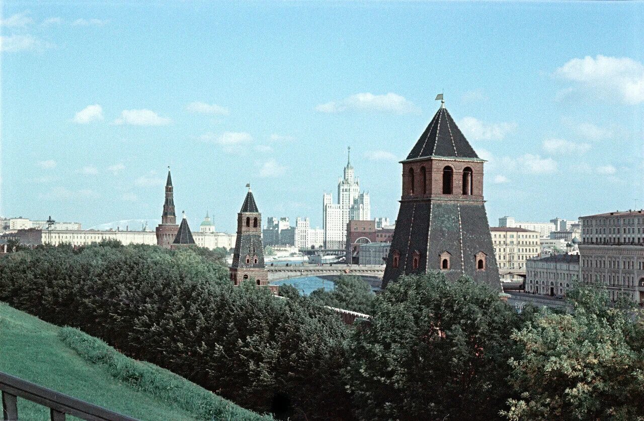 Кремлевская ссср. Московский Кремль 1950. Московский Кремль СССР. Кремль Москва 1950. Московский Кремль 1991 СССР.