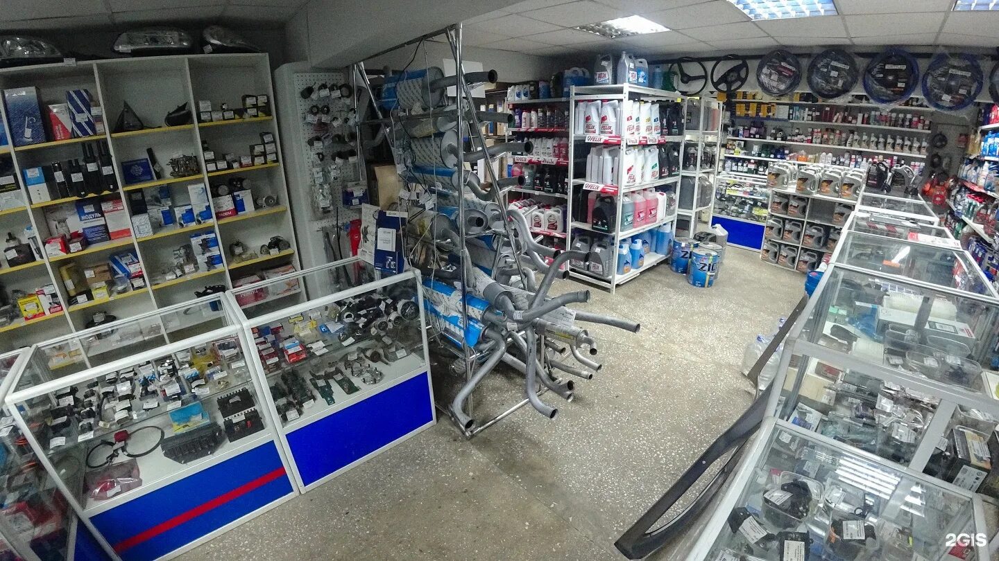 Автомагазин в грозном. Магазин автозапчастей. Автомагазин псков. Автомагазин псков. Автозапчасти магазин маленький.