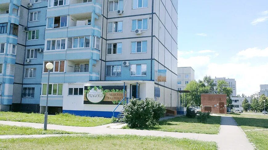 Радуга тополиная ул. Тополиная 38 тольятти. Тополиная 38. Искровский проспект 8к2. Тополиная 38.