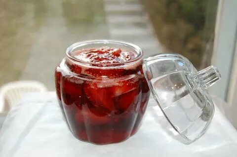 Варенье клубника и вишня