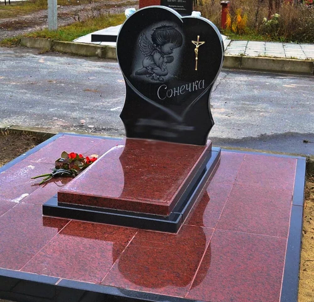 Детские памятники. Гранитный памятник для ребенка. Детские памятники из гранита. Памятники для детей. Детские памятники на могилу.