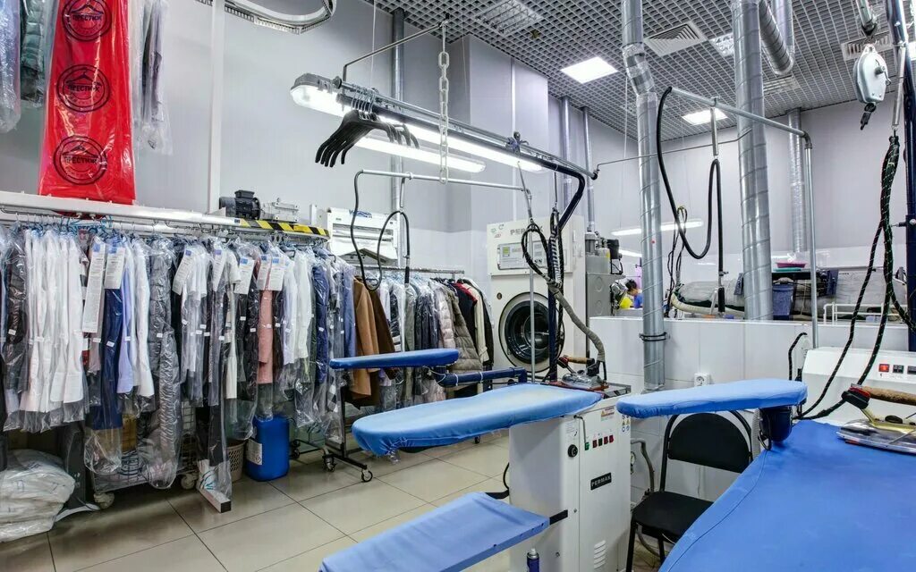 Химчистка на орджоникидзе омск. Орел, ул. Город орел улица полесская, 11. Еврочистка омск. Еврочистка орел на полесской.