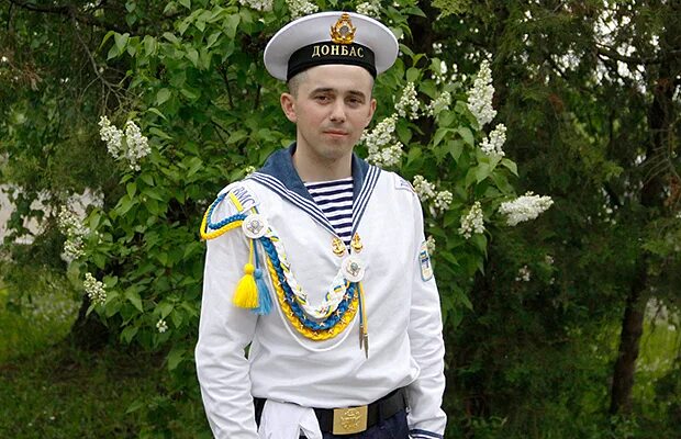 Дмитрий болтачев. Старший матрос. Старший матрос. Матрос старший матрос старшина. Матросом-радиотелеграфистом.