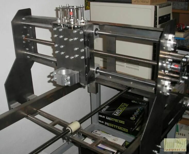 Механика 1.7 10. Cnc станок из профтрубы. станок с чпу arduino. механика станка чпу. ось z для чпу.
