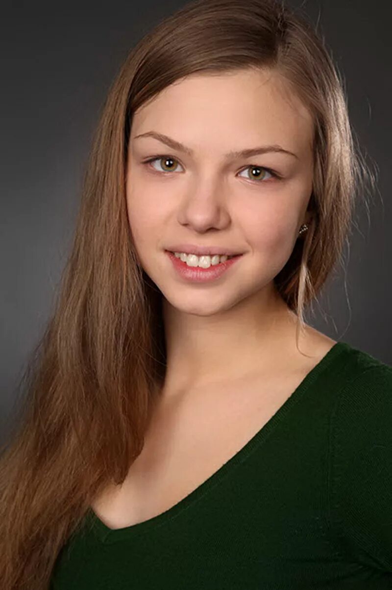 биография актрисы таисии