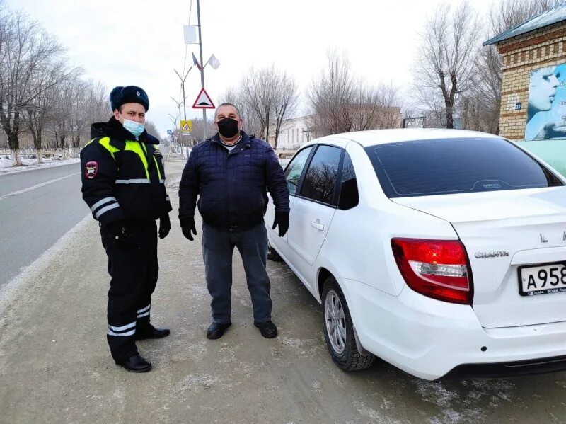 Погода п светлый светлинский. Сотрудники полиции Светлинского района. Глава Светлинского района. РП светлый Светлинский район. Глава Светлинского района Оренбургской области.