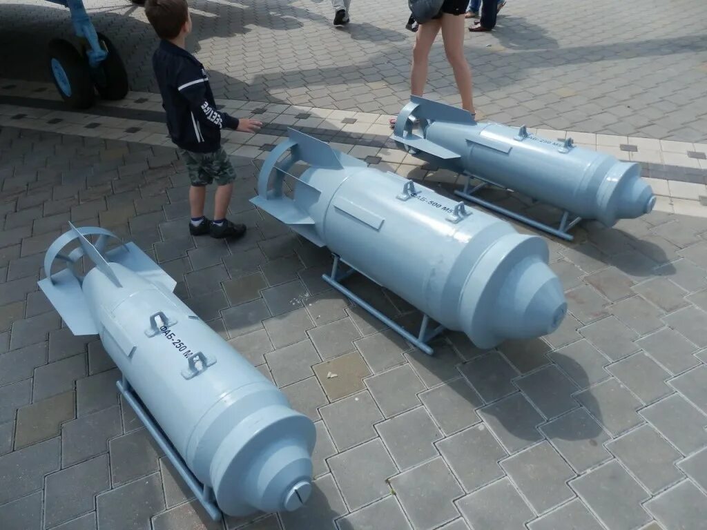 Вкс фаб 500. Авиационные бомбы фаб-1500. Авиационная бомба фаб 500м62. Авиационная бомба фаб 500м62. Фаб 500 бомба.