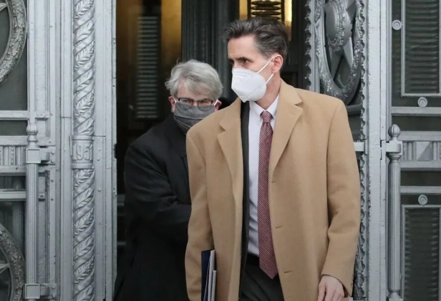 Барт горман посольство. Заместитель посла сша горман. Заместитель посла сша. Барт горман посольство. Заместитель посла сша горман.