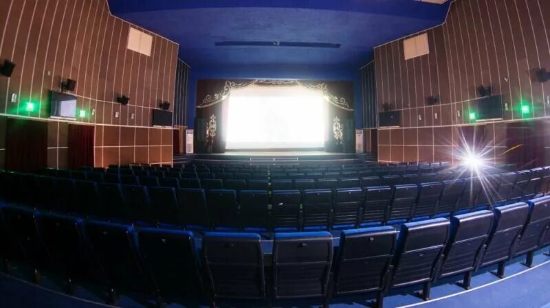 кинотеатр рудный горняк. кинотеатр рудный горняк. дворец горняков рудный. центр нова рудный. ледовый дворец в рудном казахстан.