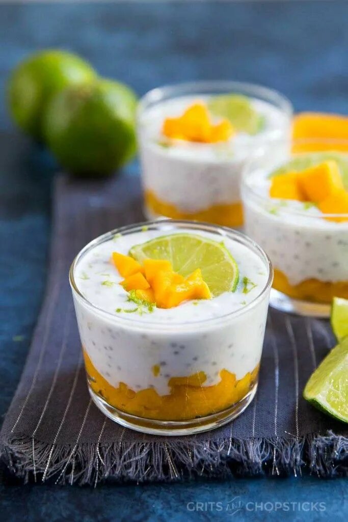 Десерт манго чиа. Creme dessert йогурт. Панакотта манго маракуйя. Десерт манго маракуйя. Десерт с манго.