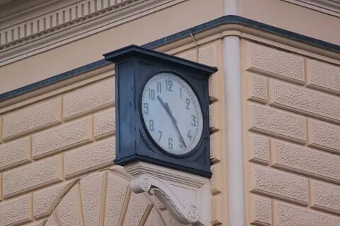 Где остановились часы
