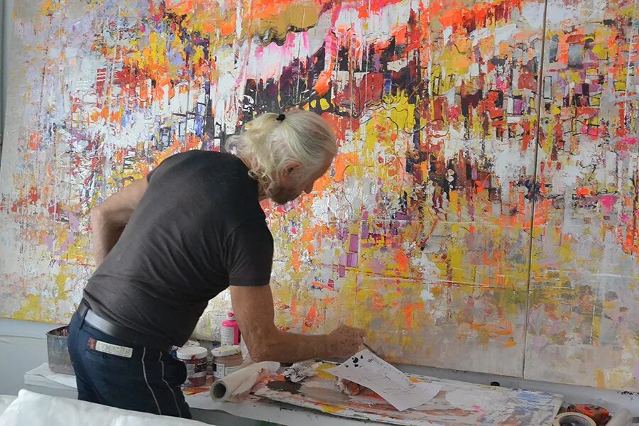 Современное искусство прикол. Современное искусство живопись. Isis art. Беня и зубрик. Париж абстрактная картина.