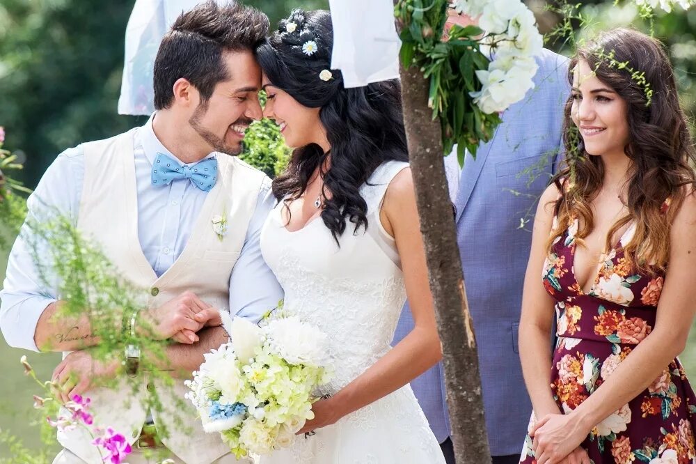 Итальянец и русская девушка. Брак русской с итальянцем. Вышла за итальянца. Замуж за итальянца после 40. Брак русской с итальянцем.