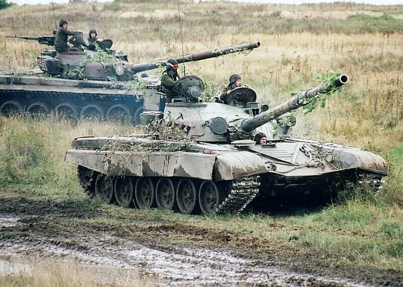 Т-72м1. Танк t72-m1. Т-72м1 Польша. Польский танк т-72м1.