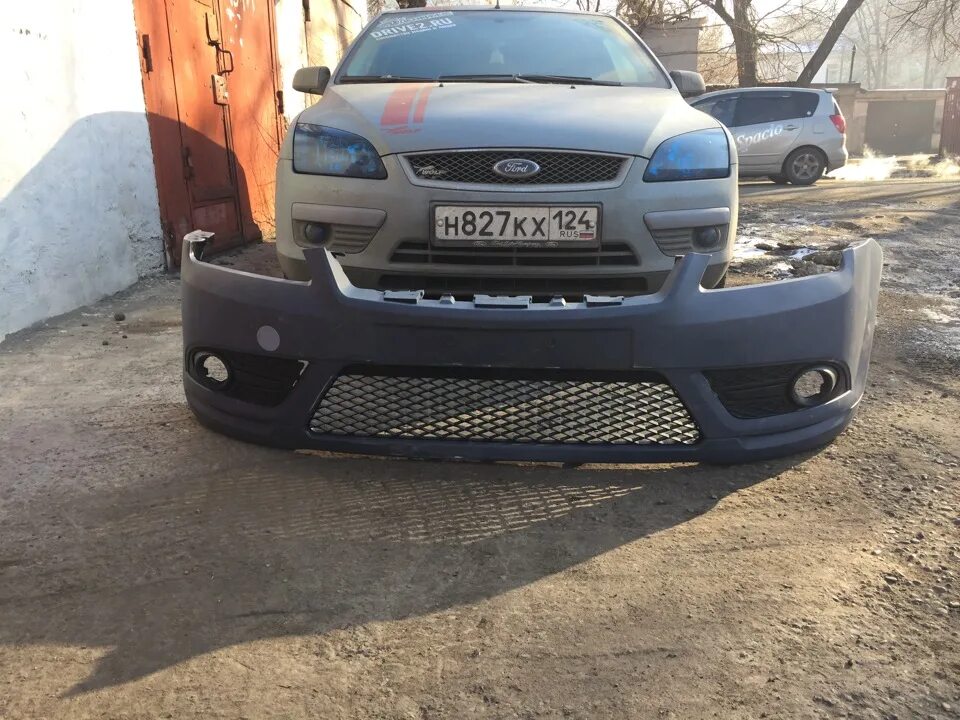 Бампер фф2. Бампер форд фокус 2. бампер ford focus 2. бампер форд фокус 2 кабриолет. кабрио бампер форд фокус 2 дорестайл.
