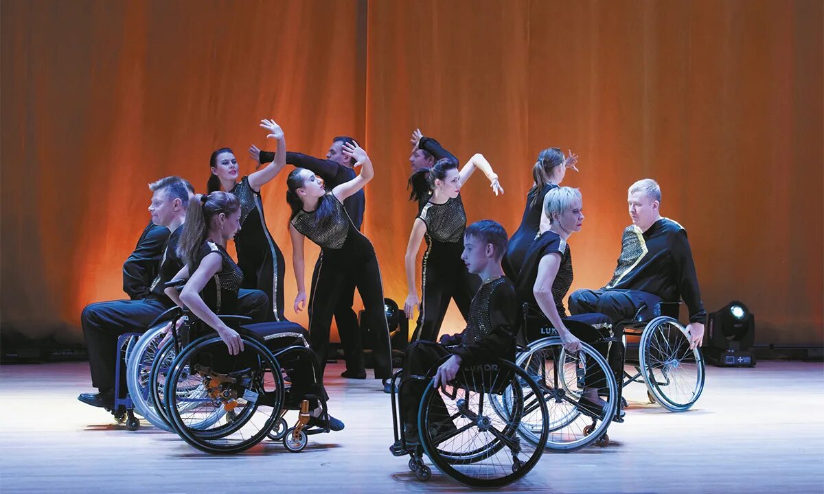 Международный благотворительный танцевальный фестиваль «inclusive Dance». Инклюзив дэнс 2022. Инклюзивный танец. Инклюзивный дом искусств.