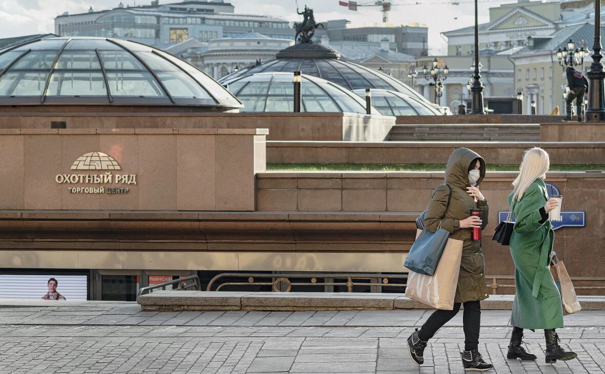 Московский охотно. ТЦ Охотный ряд Самара. Охотный ряд в Питере. Охотничий ряд Москва. Меха в ТЦ Охотный ряд.