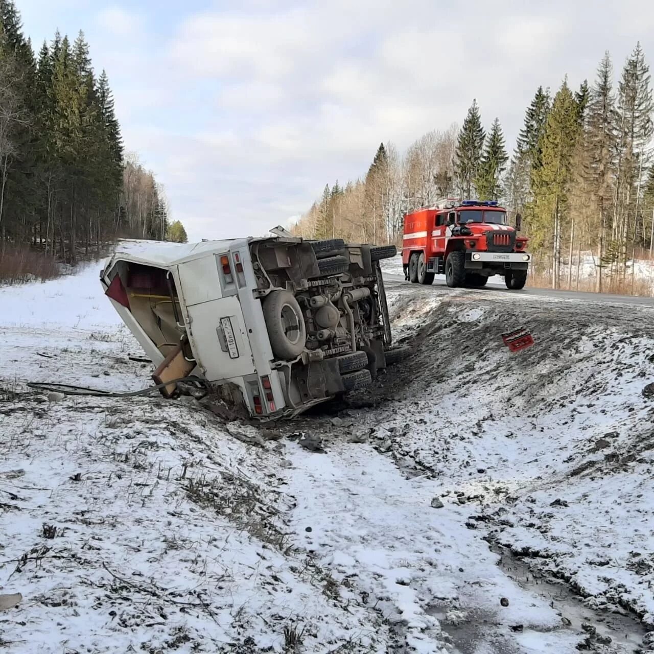 авария на трассе уфа белорецк. авария в архангельской области. дтп каргополь няндома вчера. дтп в архангельской области вчера.