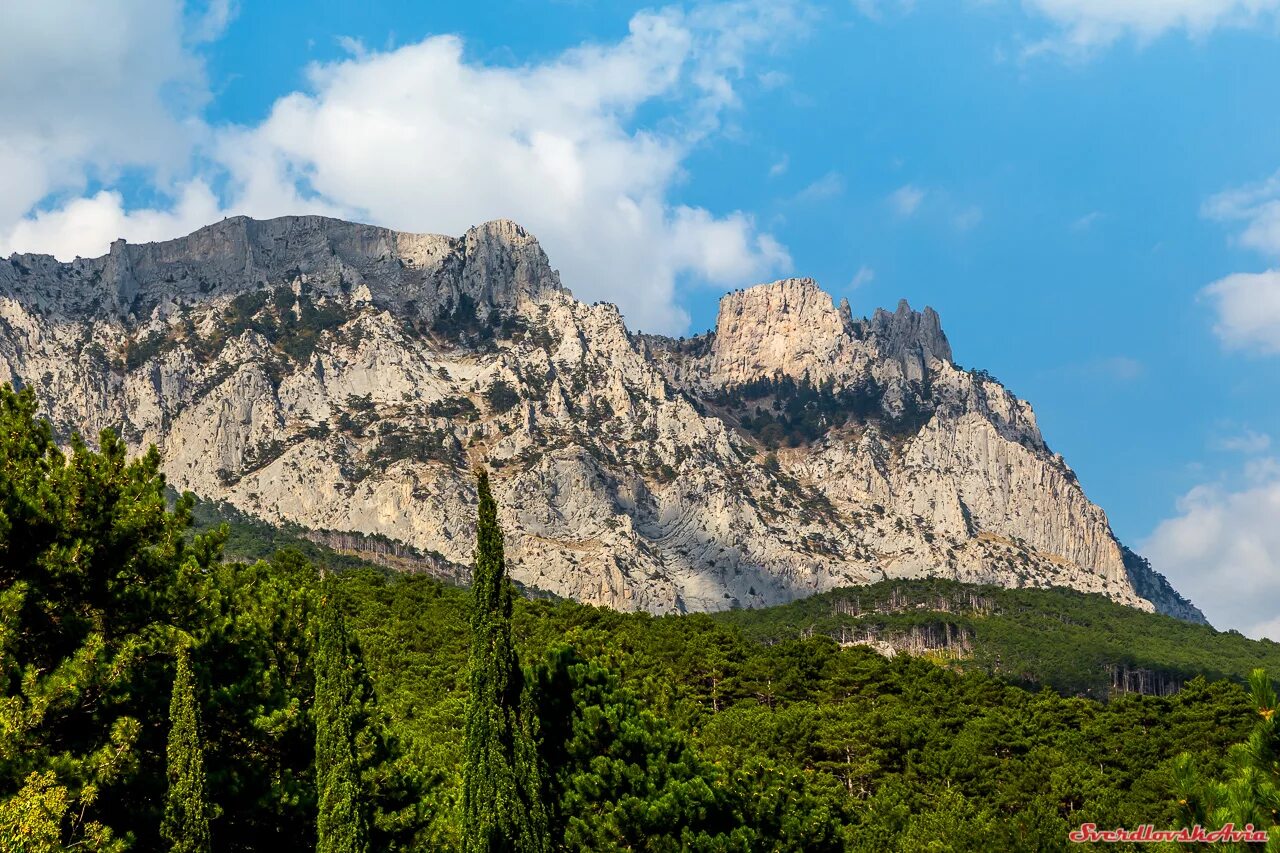 ялта гора ай-петри. плато горы ай-петри. ялта ай петри. крымские горы ай петри. крым ялта горы.