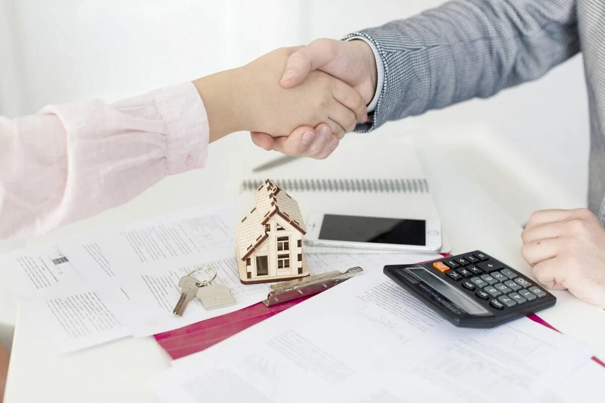 Можно продать квартиру под залогом