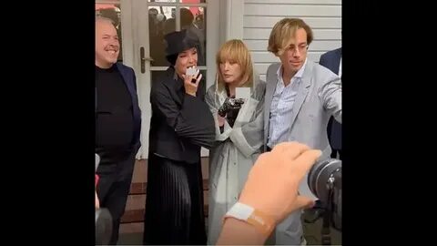 Что ответила пугачева михайлову