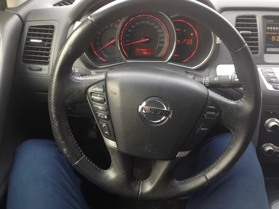 Перетяжка руля Nissan Qashqai экокожей с перфорацией в Екатеринбурге, цены и фот