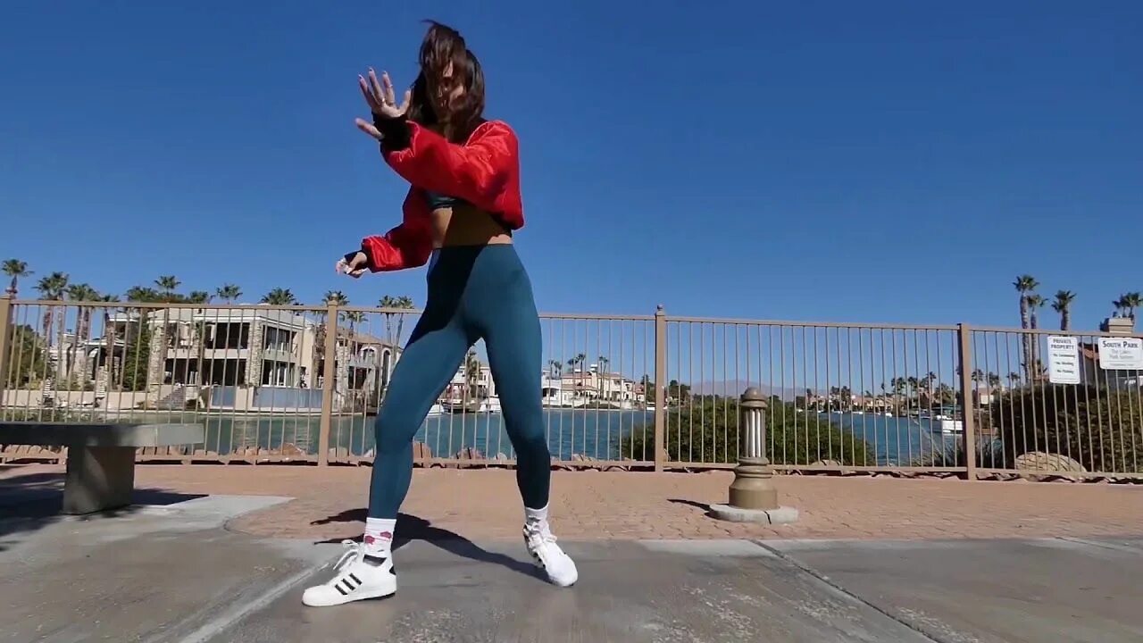 Shuffle танец. Парень танцует шафл. Шафл танец. Shuffle танец. Танцуют шафл видео.