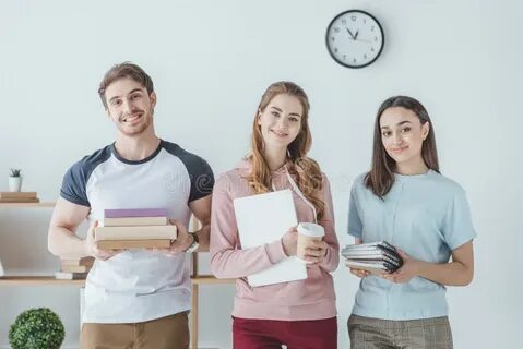 Студенты будущее страны