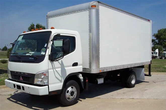 Mitsubishi Fuso Fe 140. Mitsubishi Fuso Canter 5 тонн. Митсубиси Фусо 3.5 тонн. Мицубиси Фусо 6.20. Купить фургон 5 тонн