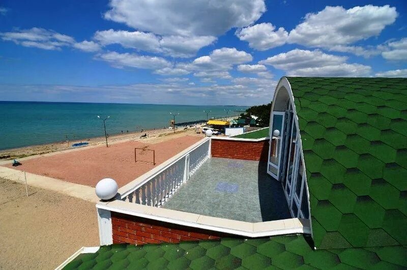 Анапа джемете 2023. Пляж в заозерном евпатория. Жемчужина каламиты 2. Феодосия пгт приморский стк прим. Анапа пионерский проспект солнечный.