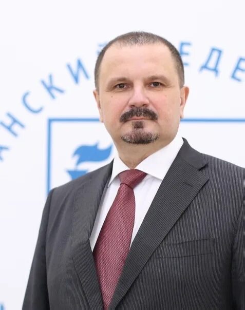 Приемная проректора. Колесников юрий санкт-петербург. Харисов ильгиз шамгунович. Черепанский виктор викторович. Руководитель администрации сумской области.