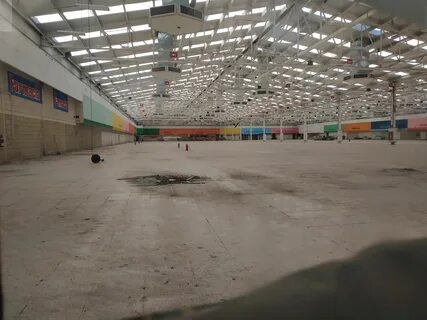 Super empty