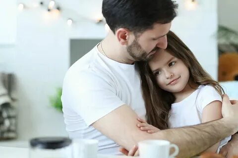 Как помочь парню с дочкой