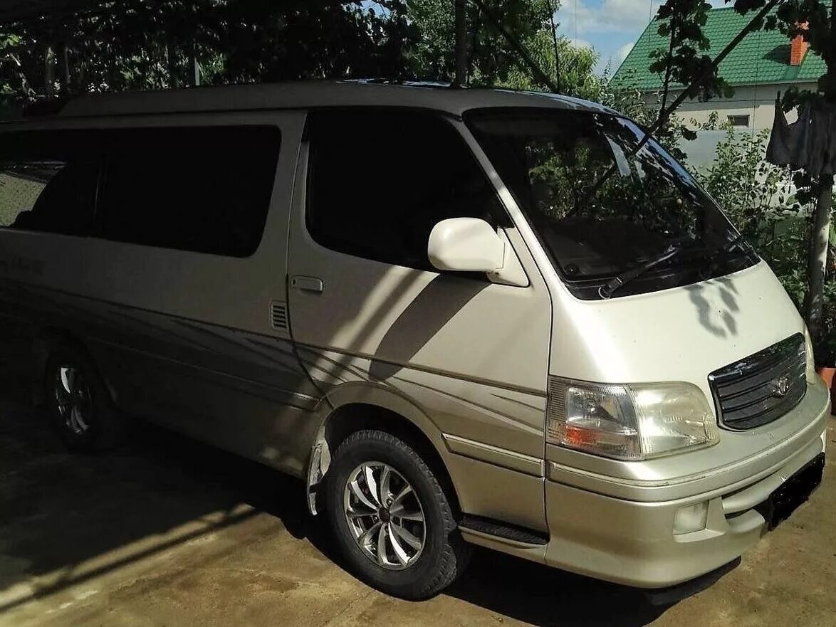 Хайс 2000 год. Тойота Hiace 2000. Toyota Hiace h100. Toyota Hiace h100 2000. Toyota Hiace 2000 года.