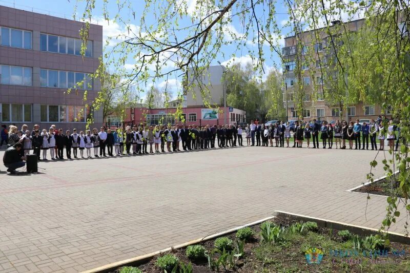 школа 830 большая набережная. м. школа на 550 мест. 23 школа псков. самые красивые школьные территории.