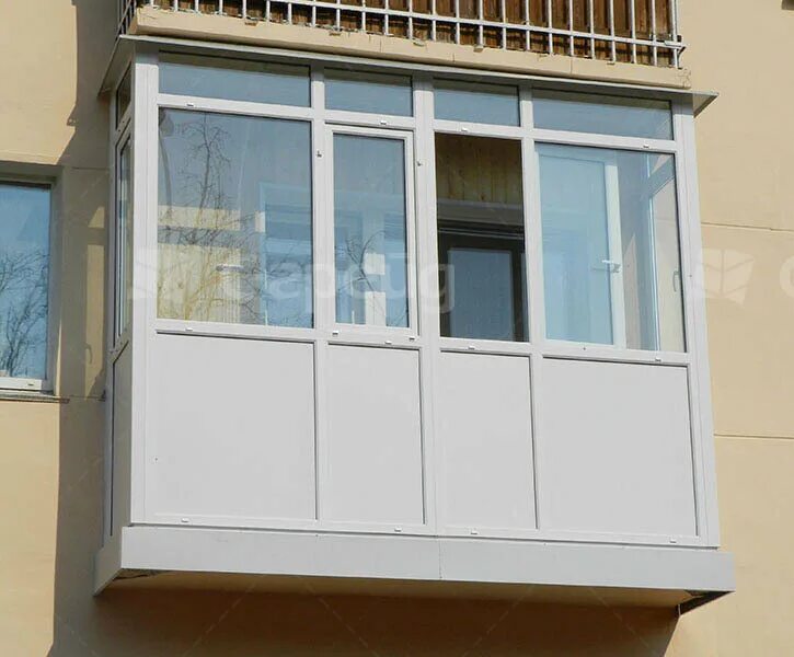 балкон п образный француз. г образный балкон. г образный балкон. п-образный балкон остекление. п образный балкон.