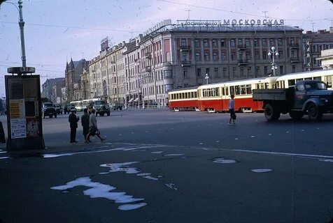 Площадь восстания транспорт