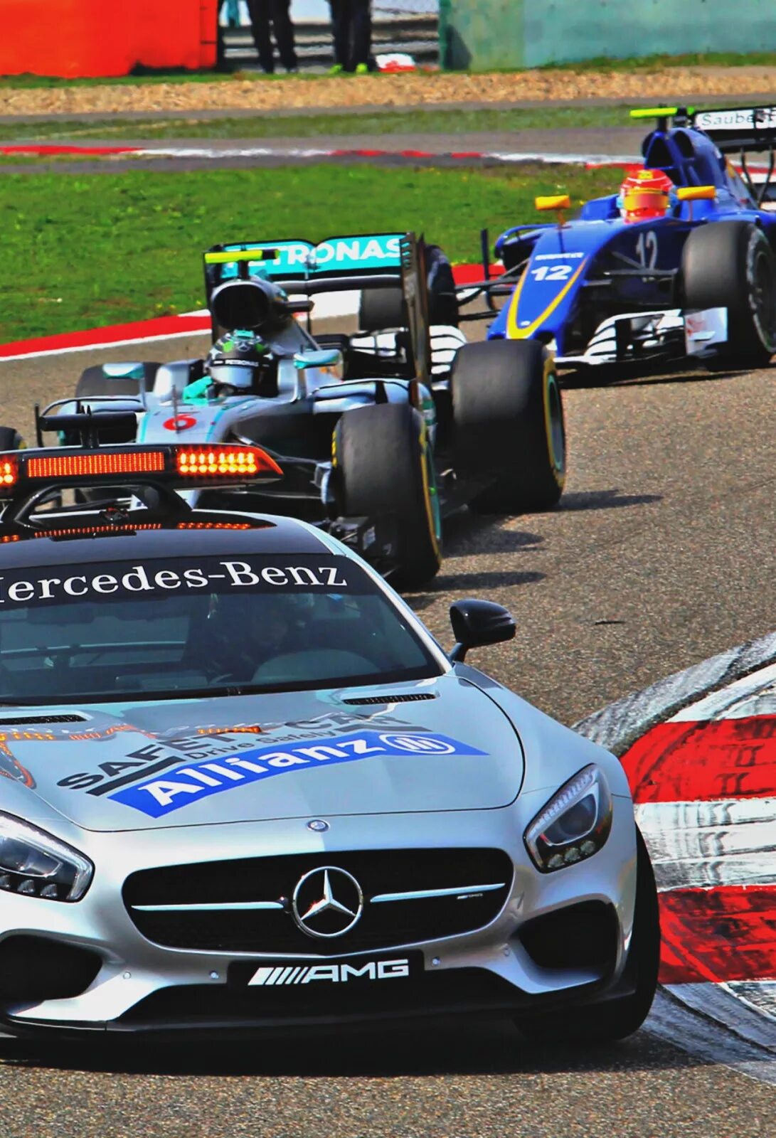 Mercedes safety car amg 2021 f1. Сафети кар. Ф1 пейс кар. Mercedes safety car amg 2021 f1. Сейфети кар формула-1.