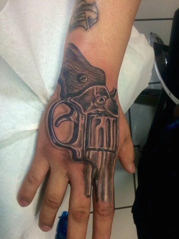 El tattoo