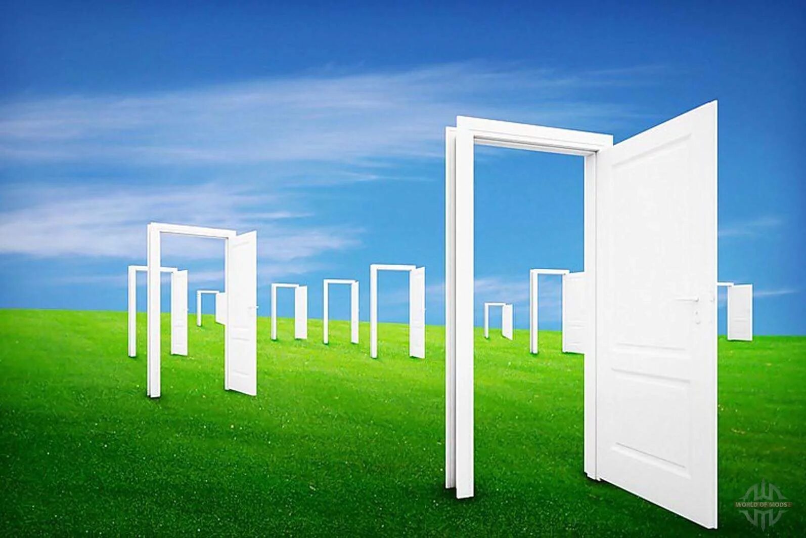 Двери возможностей. Открытые двери. Дверь на фоне неба. Открытая дверь пространство. Возможности открытые двери.