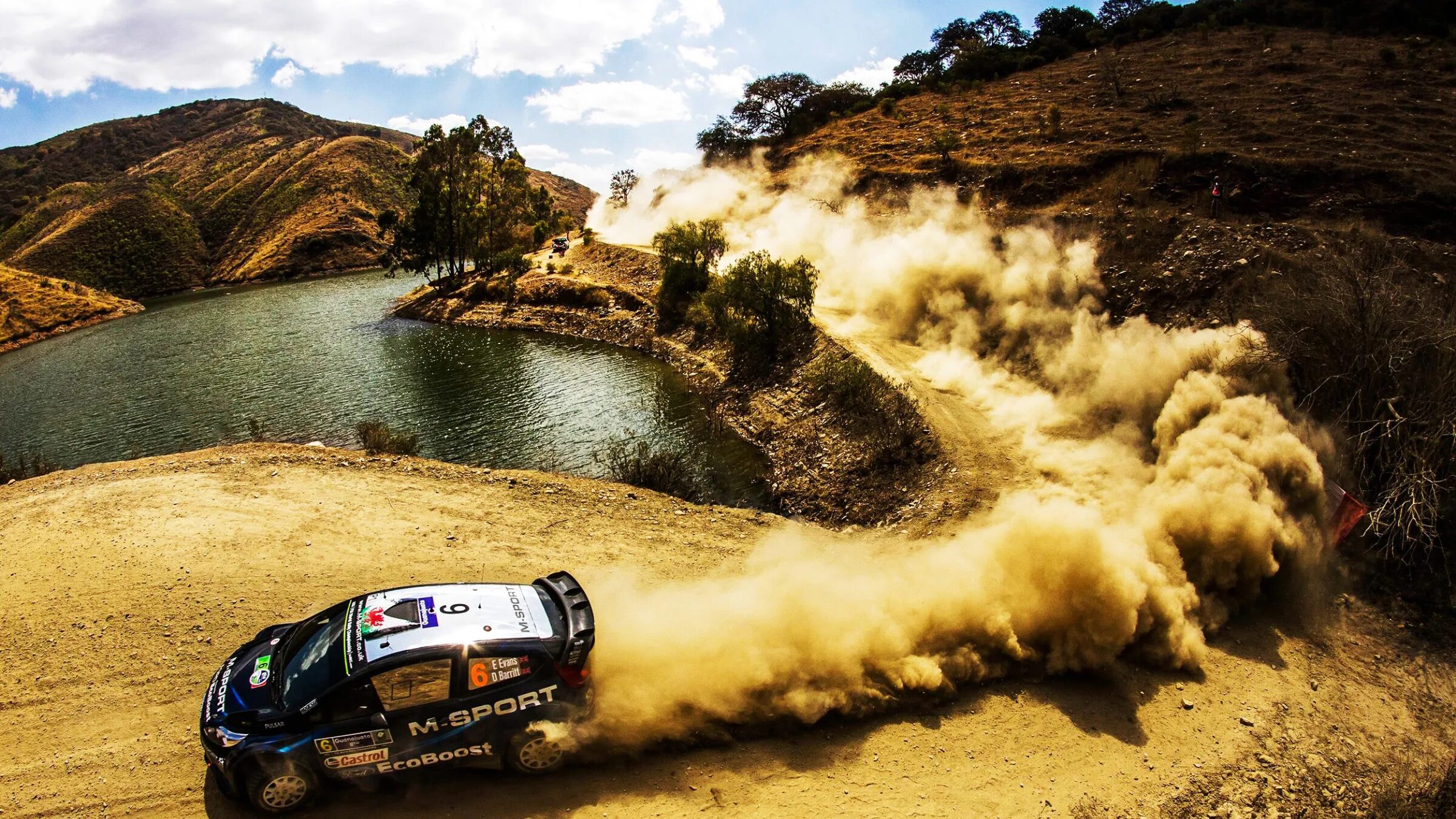 Формула 1 дрифт. Гоночная машина арт. Дрифт машины. Обои гонки. Гонки на машинах.