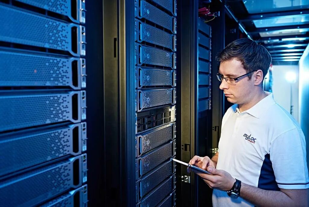 Дата сервер. Сервер vps vds. виртуальный сервер (vps или vds).. выделенный сервер. администратор веб-сервера.