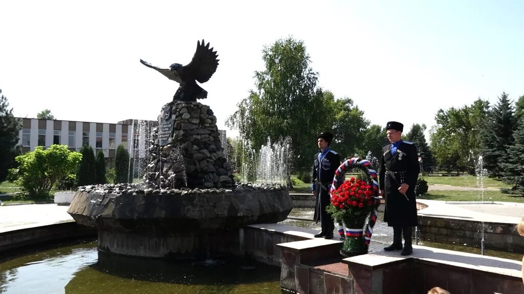 Погода в новопавловске на 10 ставропольского края. Город Новопавловск Ставропольский край. Парк кура Новопавловск. Г Новопавловск Кировский район Ставропольский край. Г Новопавловск Ставропольский край парк.