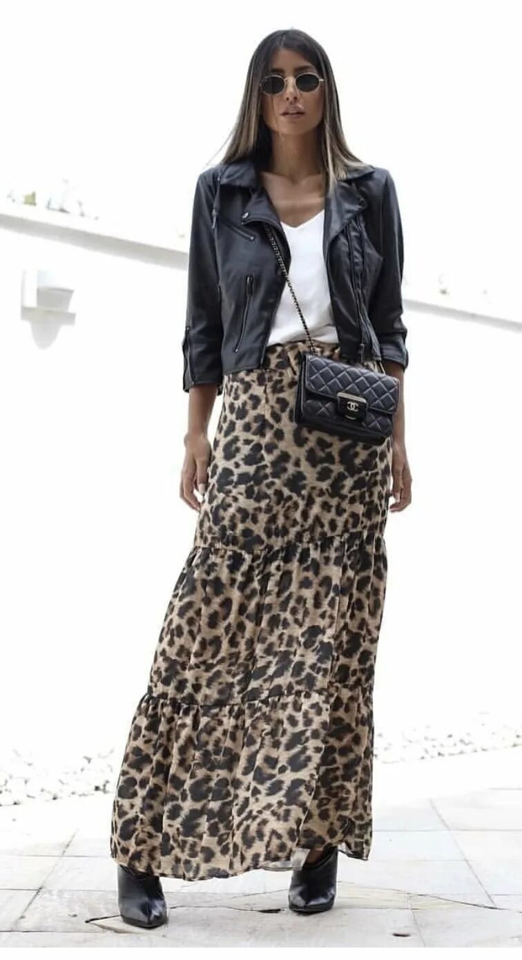 Леопардовая джинсовая юбка. Liu Jo юбка леопардовая. Длинная леопардовая юбка. Образ с леопардовой юбкой. Длинная летняя юбка с леопардовым принтом.