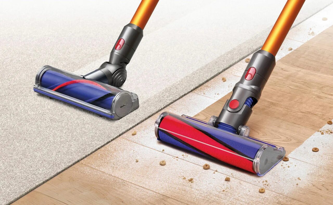 Пылесос dyson total clean. Dyson v8 absolute. dyson v8 absolute cleaning. беспроводной пылесос dyson v8 total clean. пылесос дайсон 8.